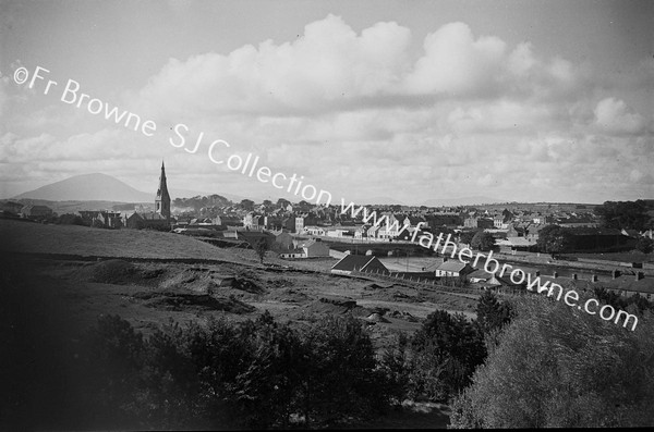 GENERAL VIEW FROM COLLEGE NEPHIN IN THE DISTANCE